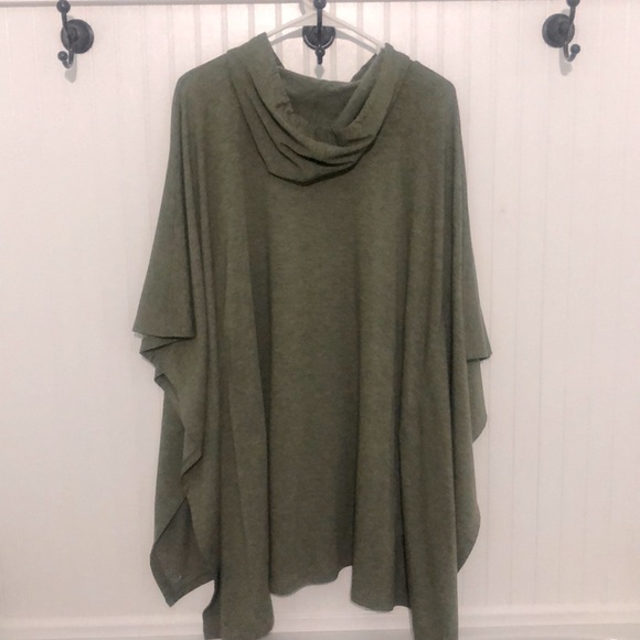 Cuddl Duds Comfortwear SOFT French Terry Hooded Poncho - Picture 3 of 4